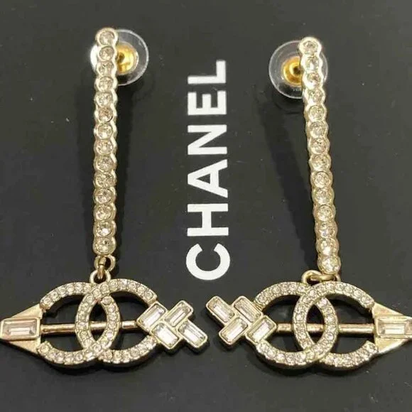 CHANEL CC Logos Rhinestone Arrow Stud Earrings Gold Tone B23C Auth w/Box - Picture 2 of 16
